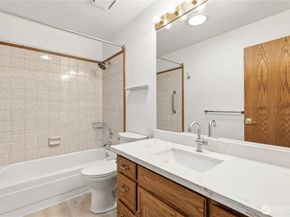 826 169th Place SW, Lynnwood WA 98037