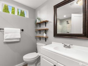 4829 S 166th St, SeaTac WA 98188