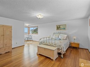 29015 15th Place S, Federal Way WA 98003