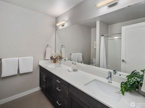 14517 1st Avenue NE D, Shoreline WA 98155