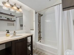 17800 185th Avenue NE, Woodinville WA 98072