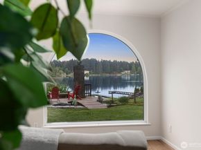 17800 185th Avenue NE, Woodinville WA 98072