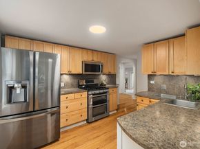 17800 185th Avenue NE, Woodinville WA 98072