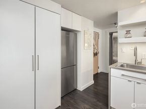 121 Vine Street 2506, Seattle WA 98121