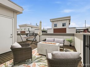 1498 NW 75th Street, Seattle WA 98117