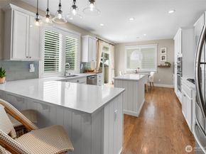 16627 37th Drive SE, Bothell WA 98012