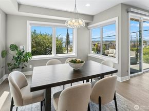 1006 4th Street W, Kirkland WA 98033