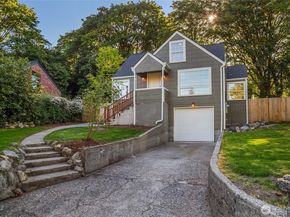 11429 Glendale Way S, Burien WA 98168