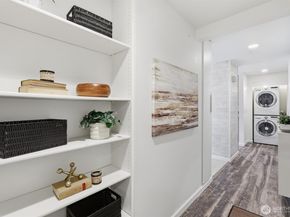 8851 166th Avenue NE D302, Redmond WA 98052