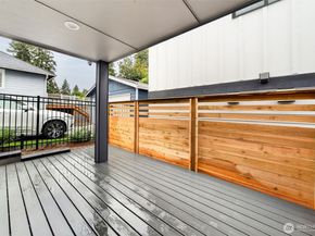 8512 15th Avenue NE, Seattle WA 98115