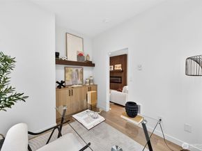 8512 15th Avenue NE, Seattle WA 98115