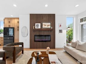 8512 15th Avenue NE, Seattle WA 98115