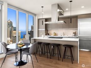 800 Columbia Street 1711, Seattle WA 98104