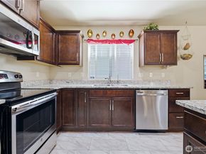 2231 SE Kelby Circle, Port Orchard WA 98366