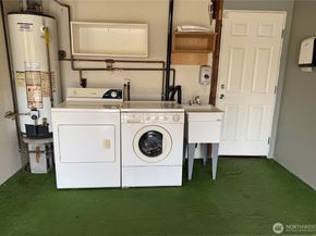 15735 SE 117th Avenue, Renton WA 98058