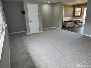 15735 SE 117th Avenue, Renton WA 98058