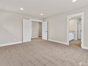 19129 Meridian Drive SE CW19, Bothell WA 98012