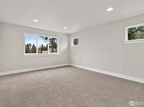 19129 Meridian Drive SE CW19, Bothell WA 98012