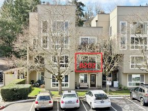 5834 NE 75th Street B202, Seattle WA 98115