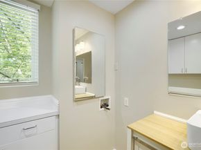 2700 4th Avenue 301, Seattle WA 98121