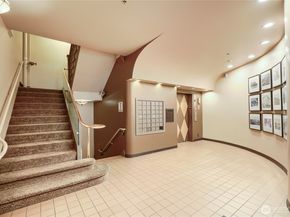 2700 4th Avenue 301, Seattle WA 98121