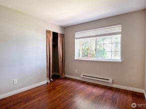 16817 Larch Way E105, Lynnwood WA 98037