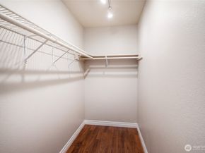 16817 Larch Way E105, Lynnwood WA 98037