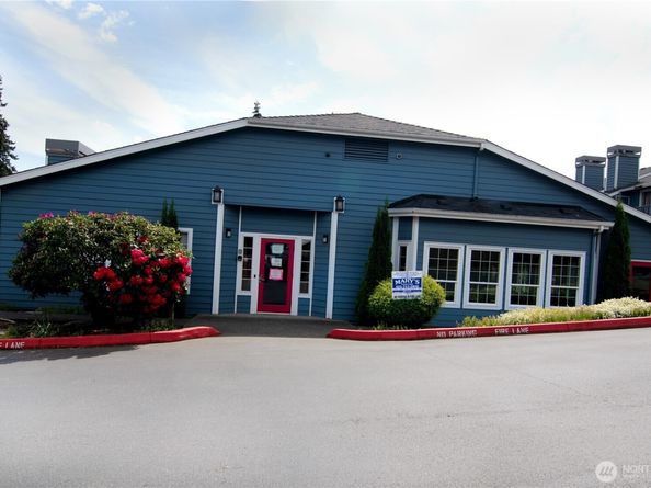 16817 Larch Way E105, Lynnwood WA 98037