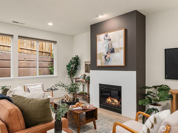22909 41st Avenue SE, Bothell WA 98021