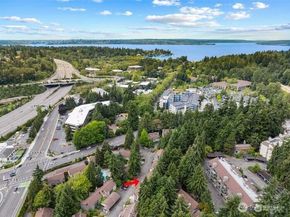 10840 NE 35th Place 2, Bellevue WA 98004