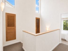 10840 NE 35th Place 2, Bellevue WA 98004