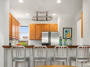 1106 18th Avenue, Seattle WA 98122