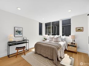 6318 41st Avenue SW D, Seattle WA 98136