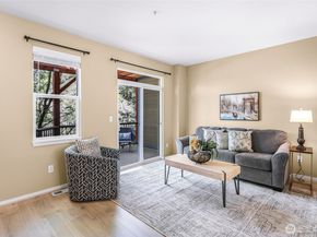 9067 161st Court NE 2704, Redmond WA 98052