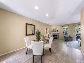 9067 161st Court NE 2704, Redmond WA 98052