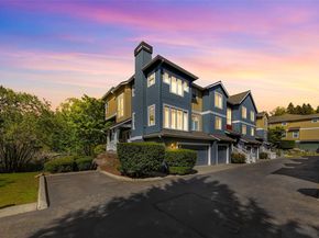 9067 161st Court NE 2704, Redmond WA 98052
