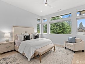 13038 NE 102nd Place, Kirkland WA 98033