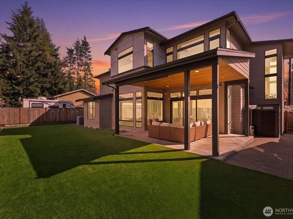 13038 NE 102nd Place, Kirkland WA 98033