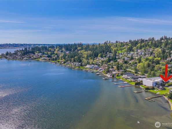 9049 NE Juanita Drive, Kirkland WA 98034