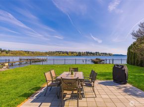 9049 NE Juanita Drive, Kirkland WA 98034