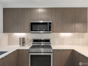 1645 22nd Avenue, Seattle WA 98122