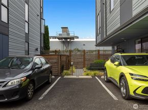 1645 22nd Avenue, Seattle WA 98122