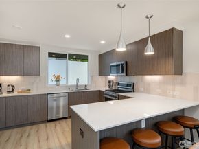 1645 22nd Avenue, Seattle WA 98122