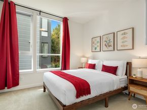 1645 22nd Avenue, Seattle WA 98122