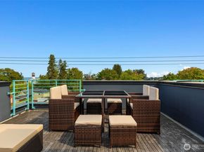 1645 22nd Avenue, Seattle WA 98122