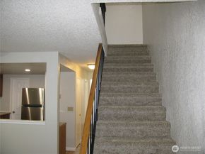 710 10th Street NE D, Auburn WA 98002