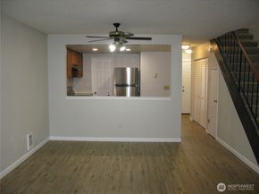 710 10th Street NE D, Auburn WA 98002