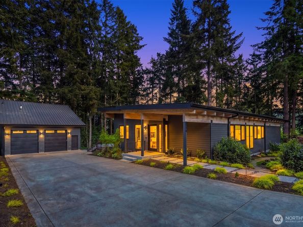 3216 168th Place SE, Bellevue WA 98008