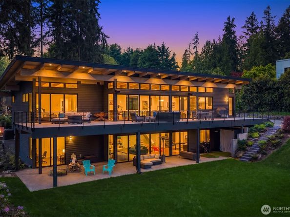 3216 168th Place SE, Bellevue WA 98008