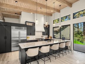 3216 168th Place SE, Bellevue WA 98008
